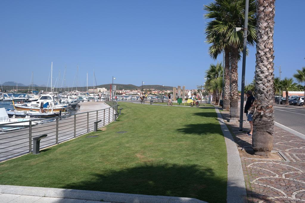 Sardinia Blu Residence Golfo Aranci Exterior photo
