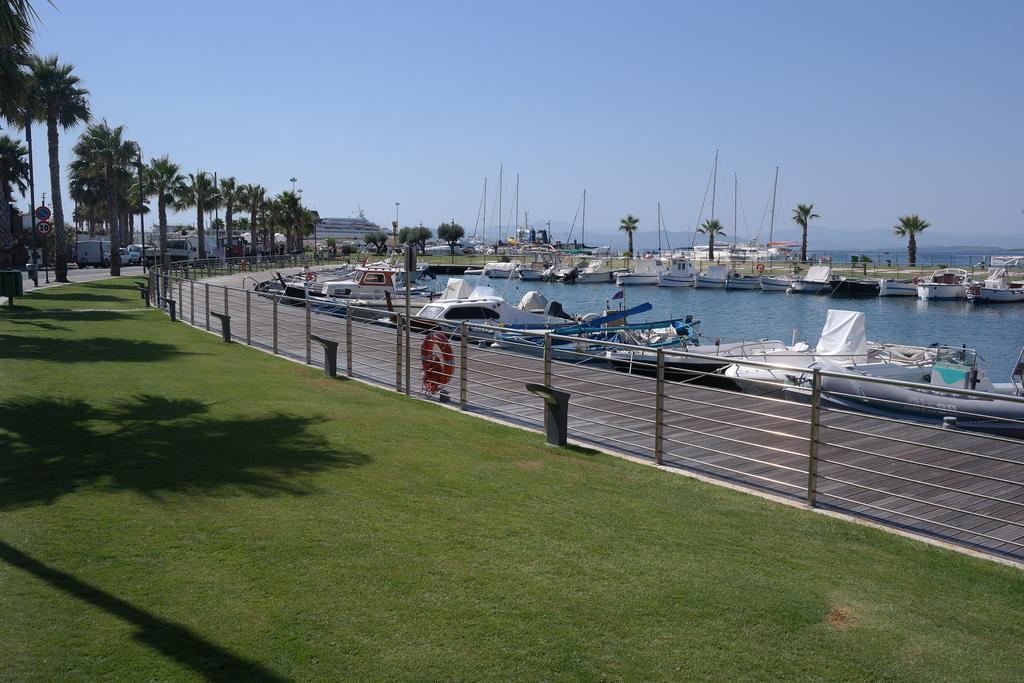 Sardinia Blu Residence Golfo Aranci Exterior photo