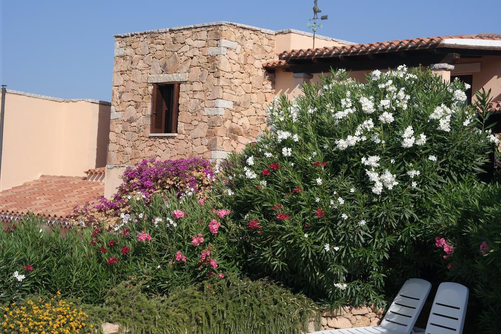 Sardinia Blu Residence Golfo Aranci Exterior photo