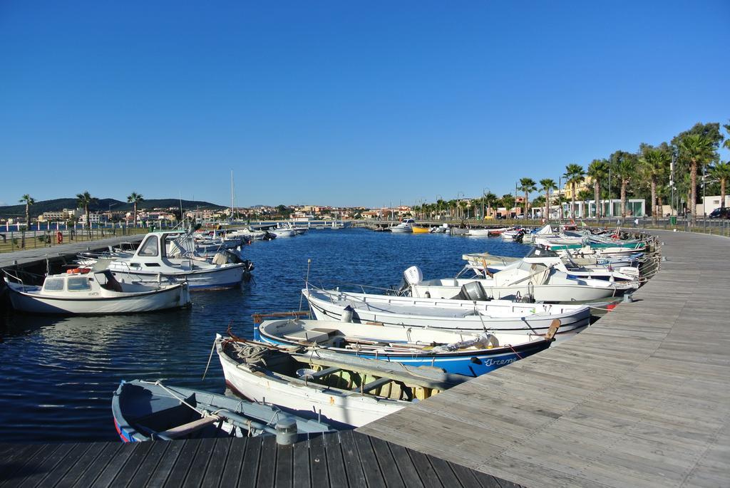 Sardinia Blu Residence Golfo Aranci Exterior photo